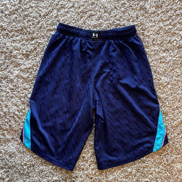 Under Armour Steph Curry youth large navy basketball shorts - Picture 3 of 3